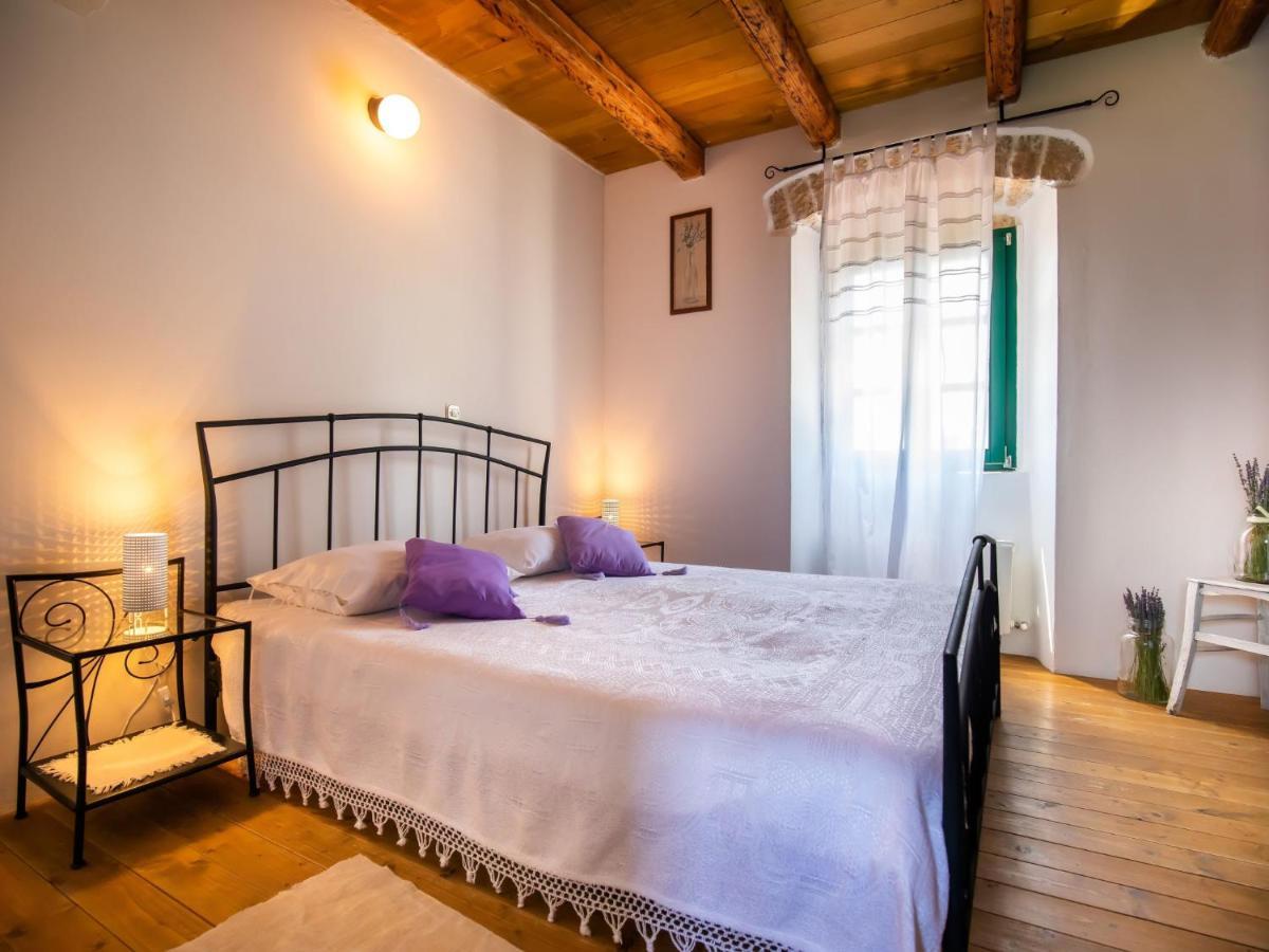 Holiday Home Marija - Roj422 By Interhome Zminj Ngoại thất bức ảnh