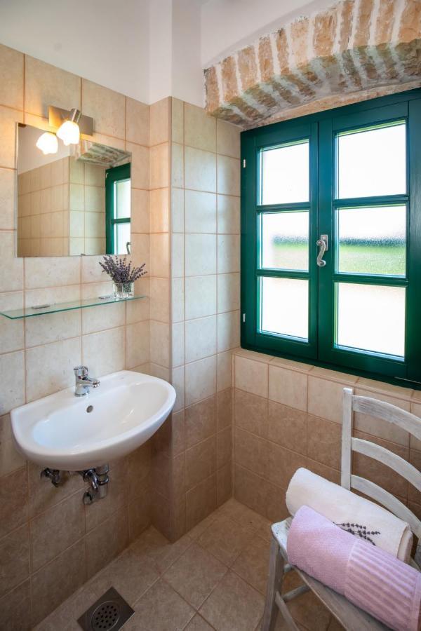 Holiday Home Marija - Roj422 By Interhome Zminj Ngoại thất bức ảnh