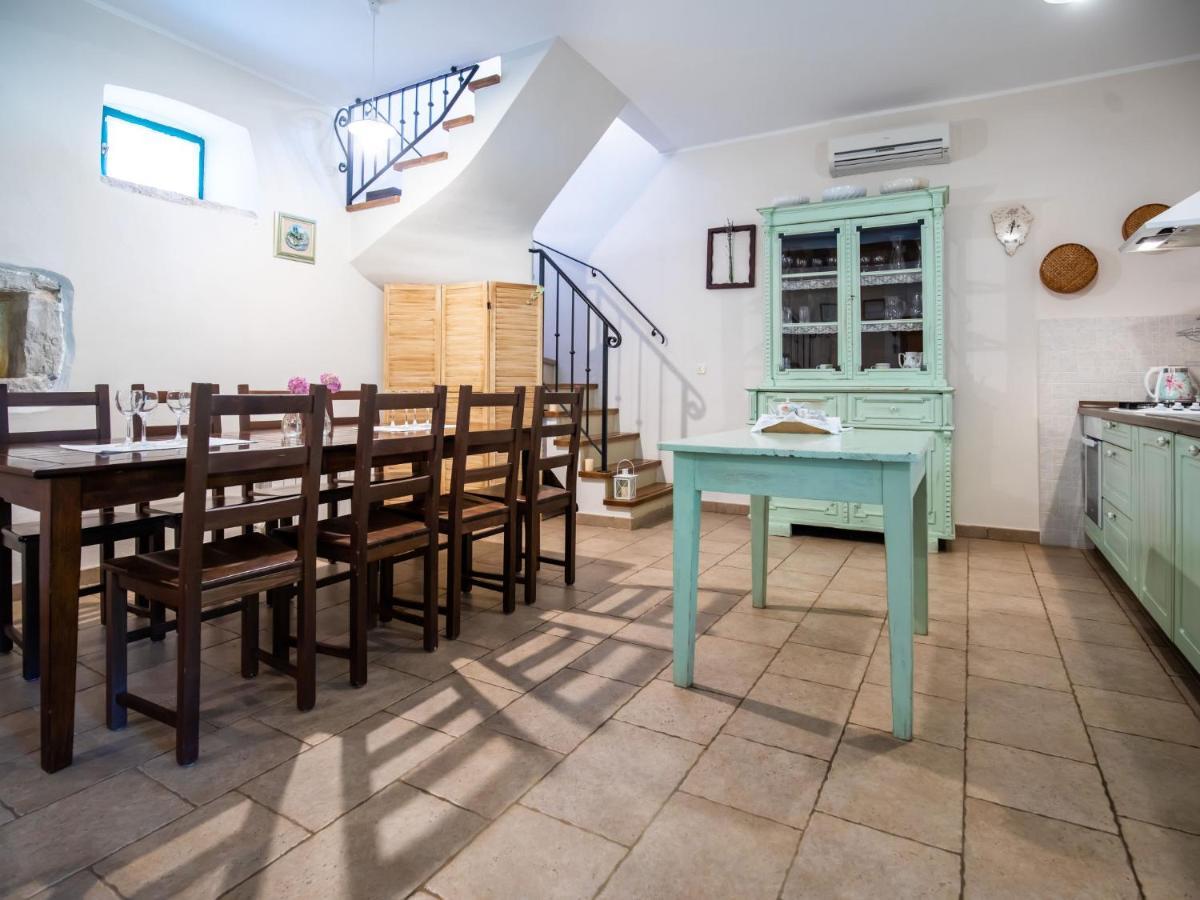 Holiday Home Marija - Roj422 By Interhome Zminj Ngoại thất bức ảnh
